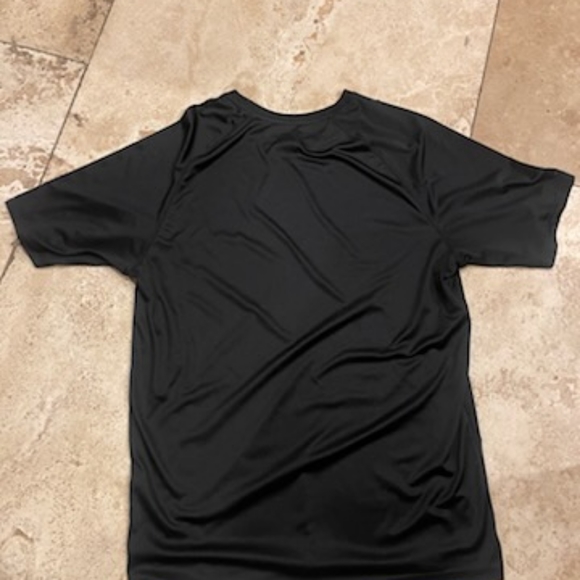 e sport green and black gym t-shirt - Picture 4 of 4